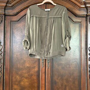NWT Lola & Sophie Grey Silk Zip Front Blouse